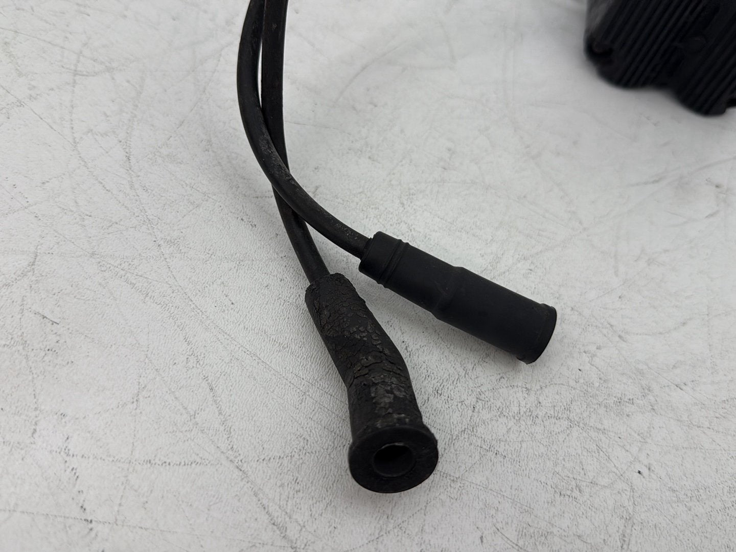 2006 Harley Touring FLHRI Road King OEM Ignition Coil Spark Igniter