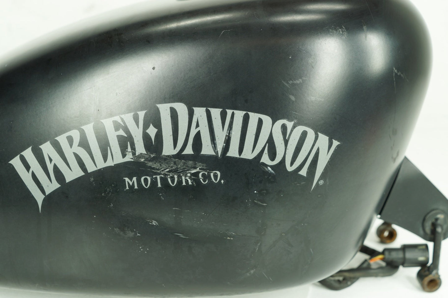 2004 - 2022 Harley-Davidson Sportster Iron 883 Fuel Gas Tank Gasoline Reservoir 61348-07