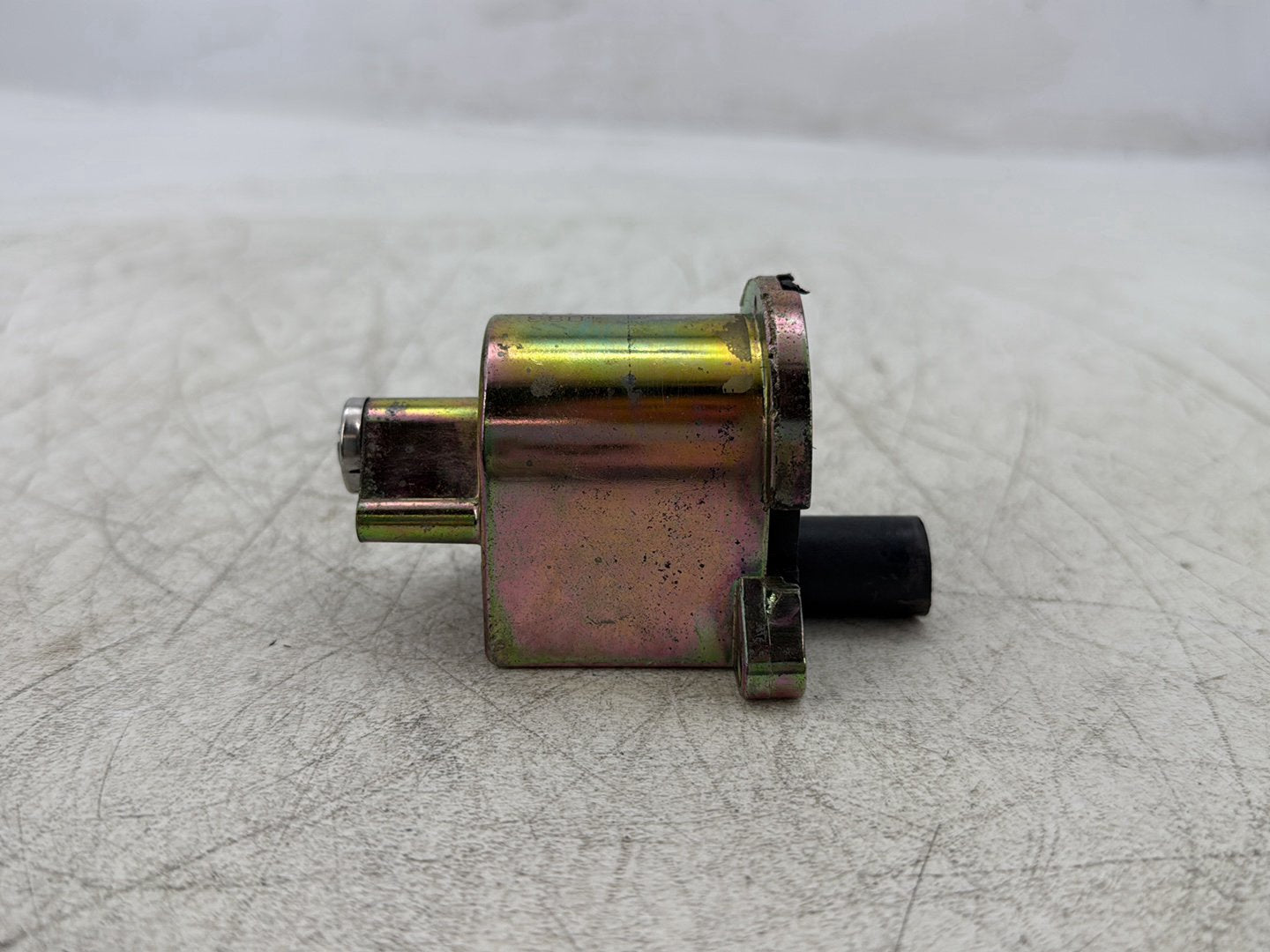 2004 Harley Road King Touring Custom FLHRSI OEM Ignition Switch Cylinder Barrel Lockset NOKey