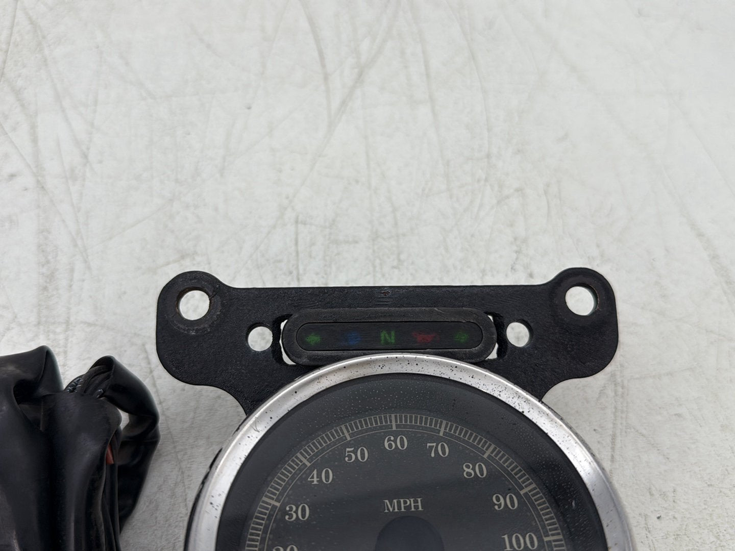 2004 Harley Sportster XL883C 883 Custom OEM Speedo Speedometer Gauge Cluster