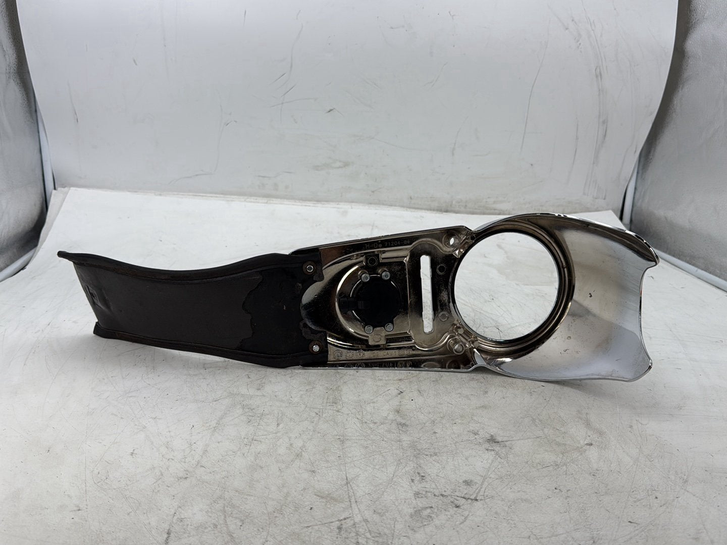2012 Harley Dyna FXDF Fat Bob OEM Fuel Gas Tank Dash Console NOKey
