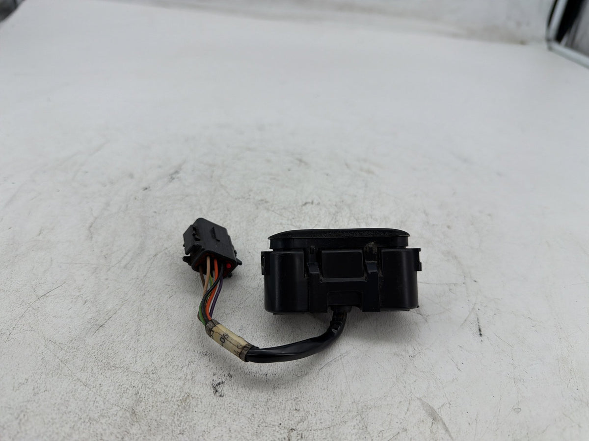 2006 Harley Road King Touring Custom OEM Dash Indicator Lamp Wire Plug In