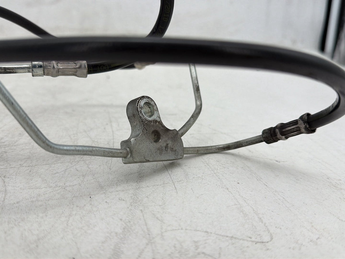 2011 Harley Electra Glide Touring Ultra OEM Front Brake Hose Line Pipe ABS