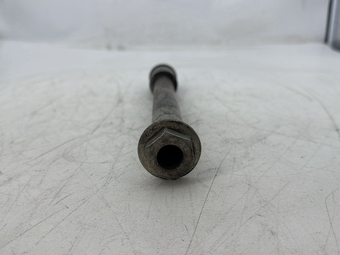 2008 Harley Sportster XL883L 883 Low OEM Rear Wheel Axle Bolt Shaft 41176-08