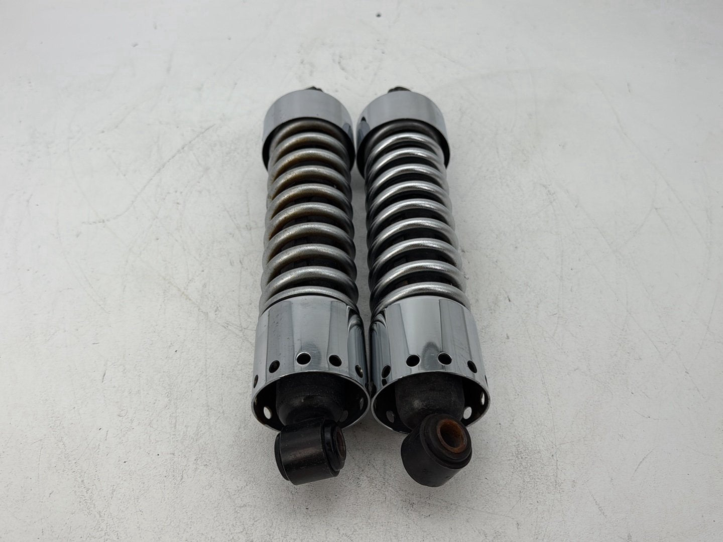 2006 Harley Dyna FXDWGI Wide Glide OEM Rear Left Right Shock Absorbers