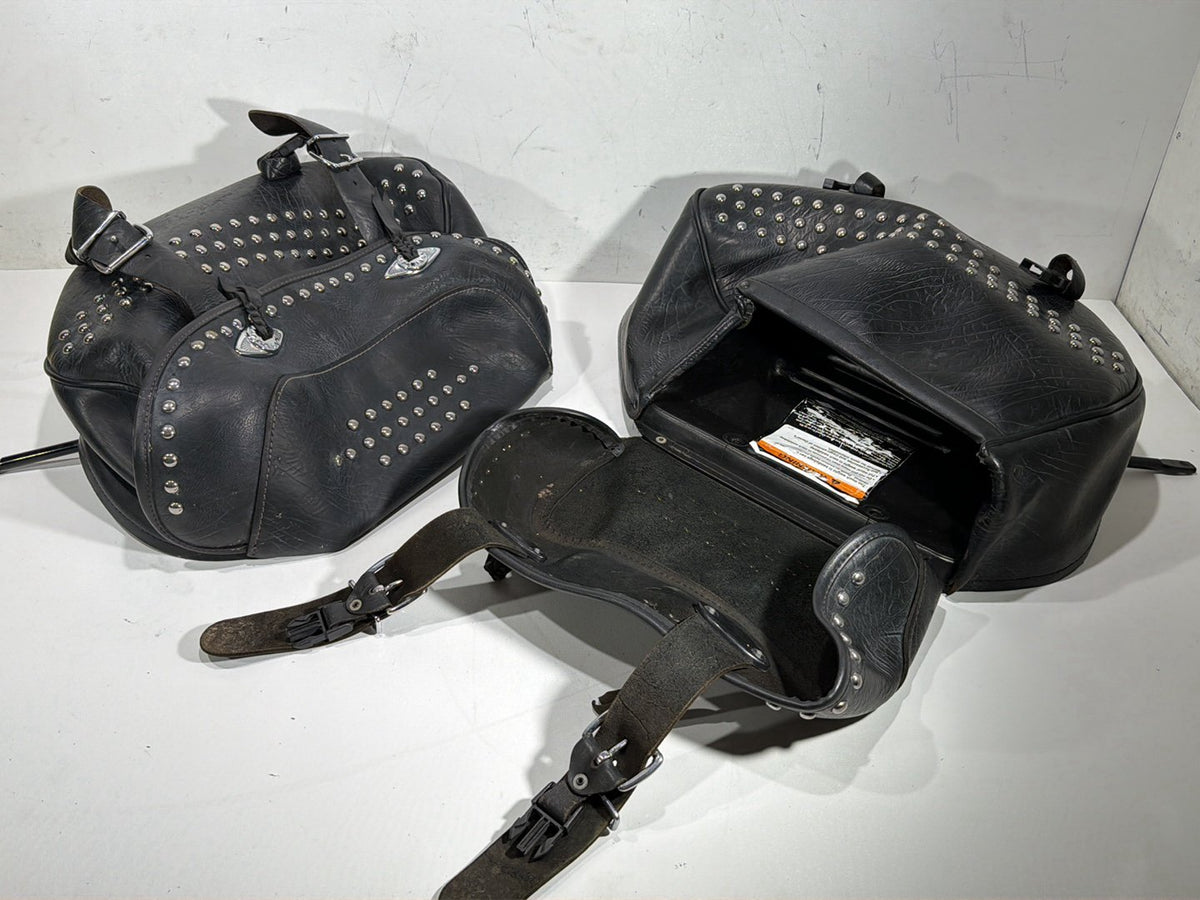2011 Harley Heritage Softail Classic OEM Rear Right 1 Saddlebag Luggage Leather
