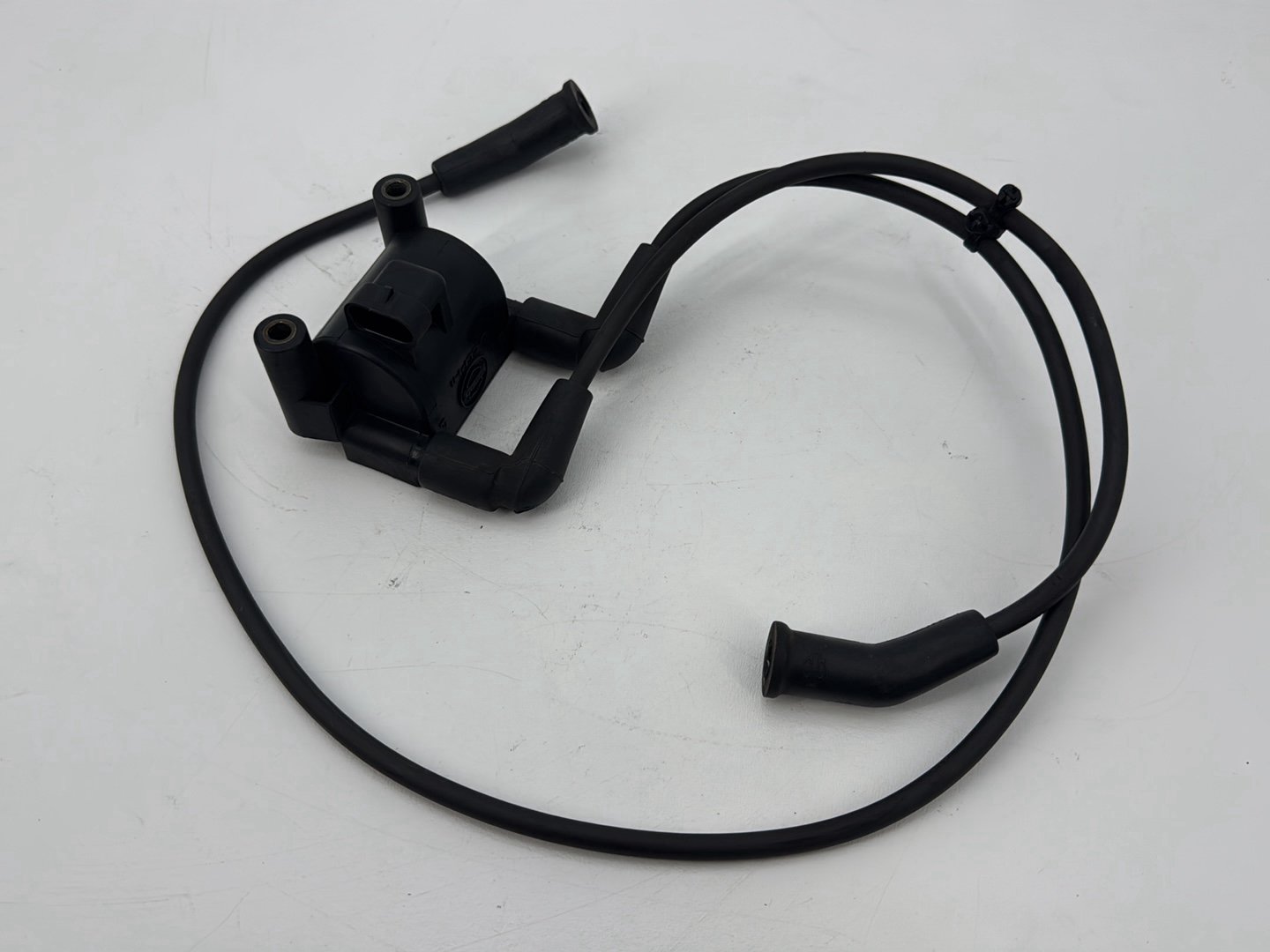 2007 - 2012 Harley-Davidson Touring Road Glide Ignition Coil Spark Igniter 31696-07A