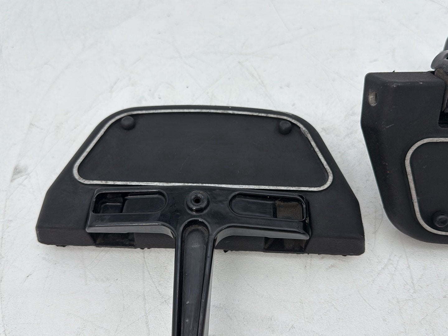 2007 - 2012 Harley-Davidson Touring Electra Glide Ultra Left & Right Passenger Floorboard Foot Rest