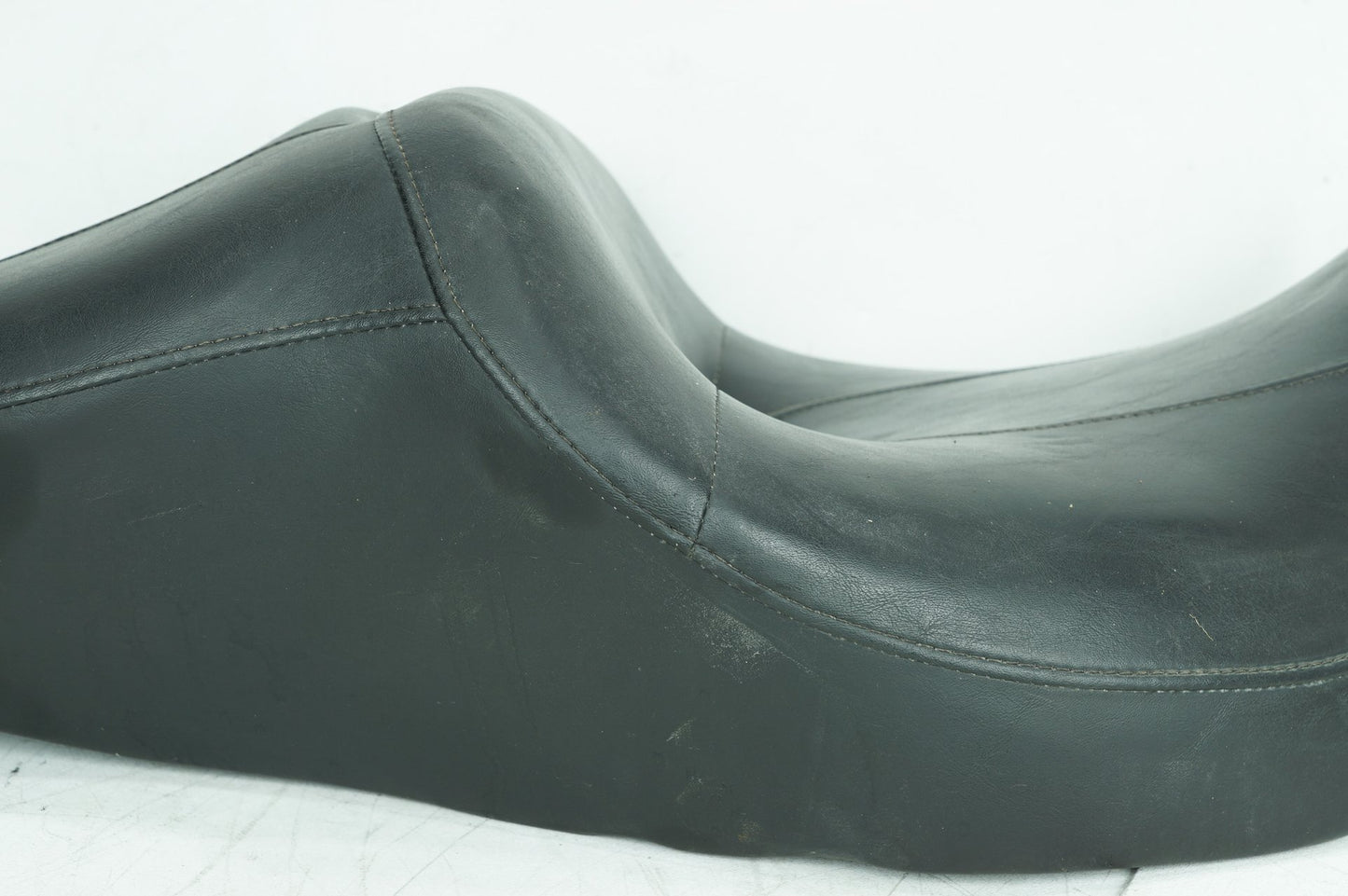 2007 - 2011 Harley-Davidson Touring Electra Glide Classic Passenger Rider Driver Seat Saddle 52164-09