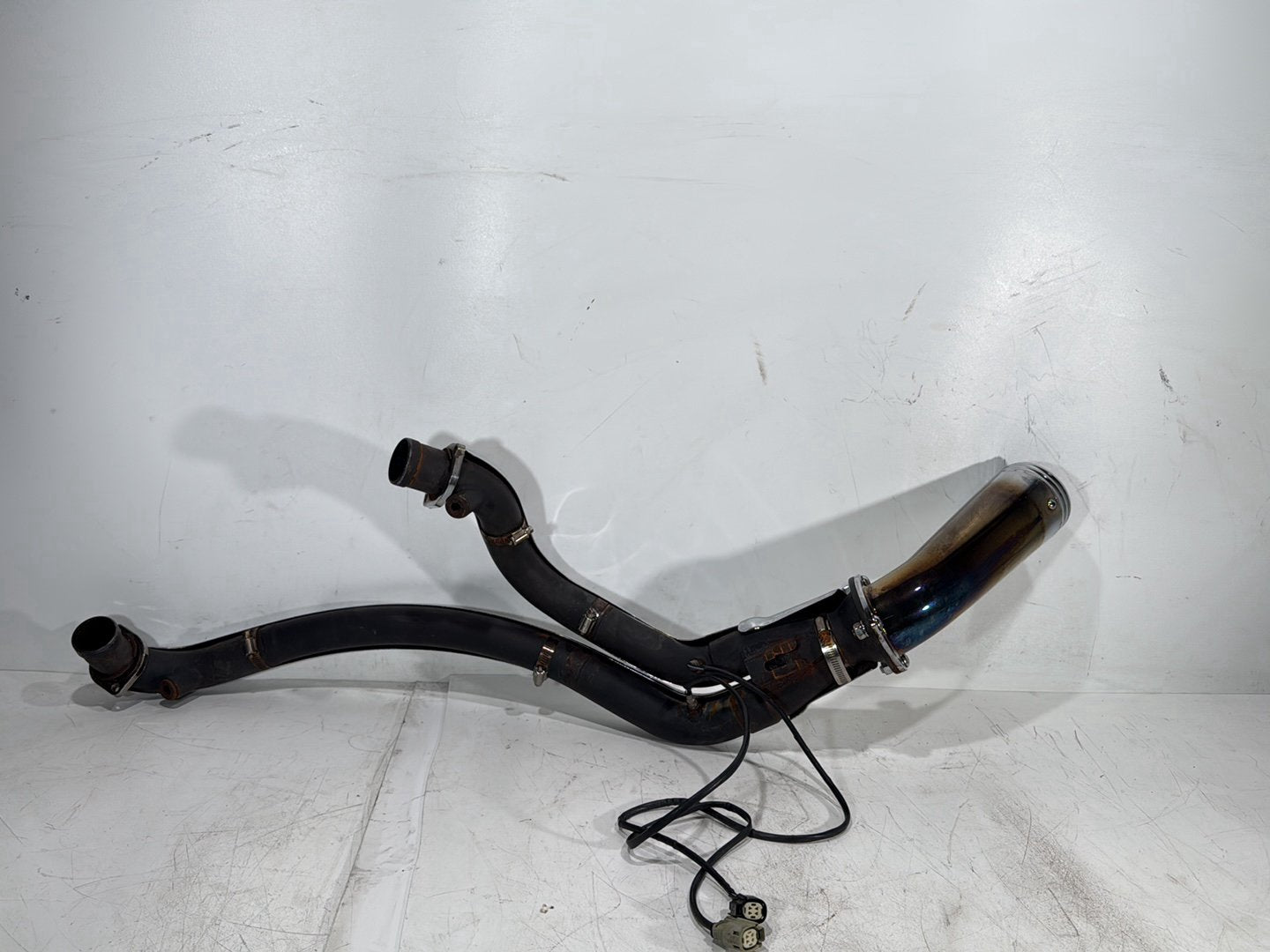 2016 Harley Road King Touring FLHR OEM Exhaust System Header Pipe