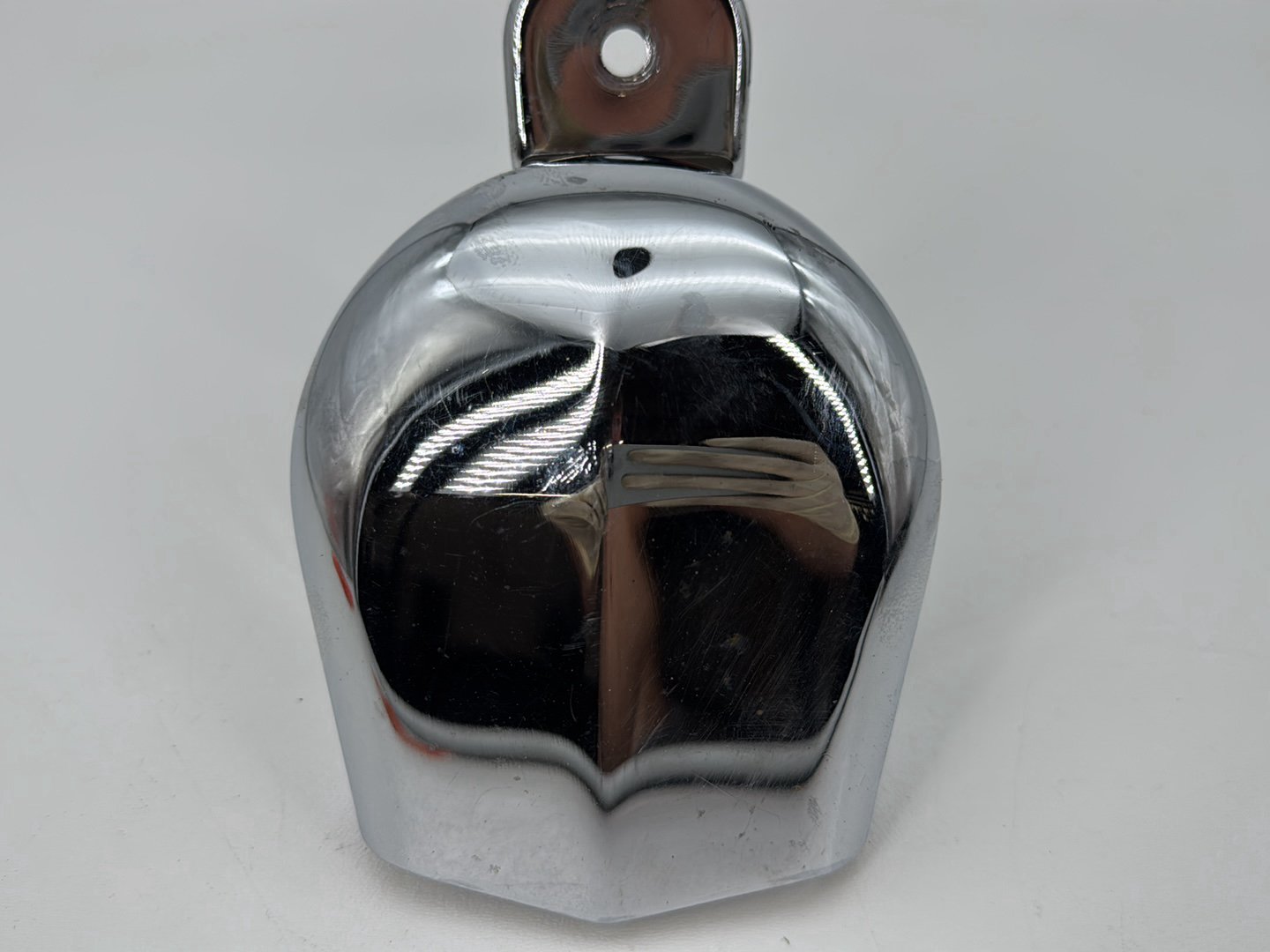 1999 - 2006 Harley-Davidson Touring Electra Glide Classic Horn Signal Klaxon Chrome Cover  	69012-93A