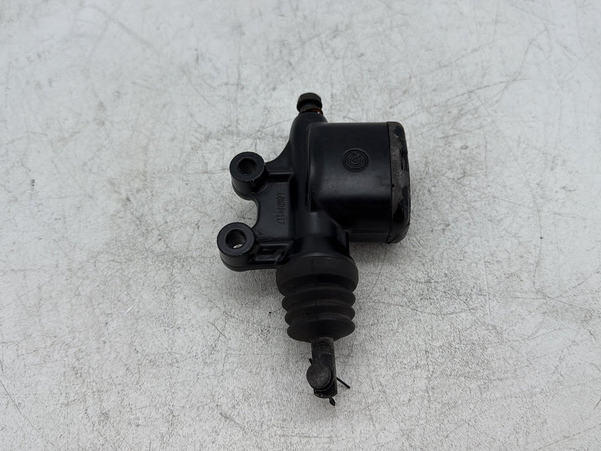 2009 Harley Road King Touring Police OEM Rear Brake Master Cylinder Reservoir