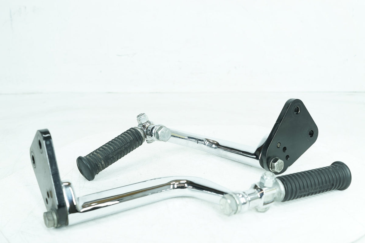 2004 - 2013 Harley-Davidson Sportster Low Left Right Foot Rest Peg Support Bracket 33048-72