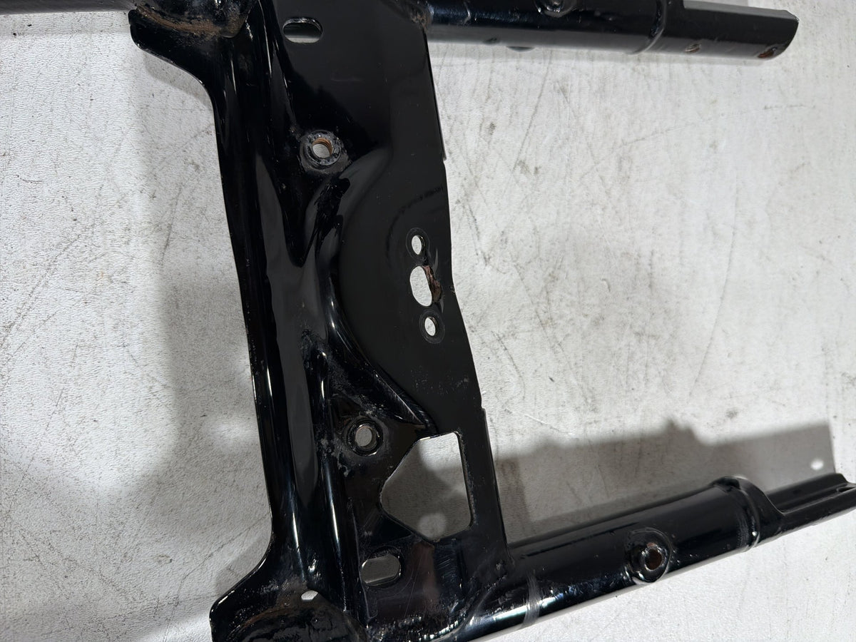 2015 Harley Electra Glide Touring OEM Rear Back Sub Frame Rail Bar 48079-09BHP