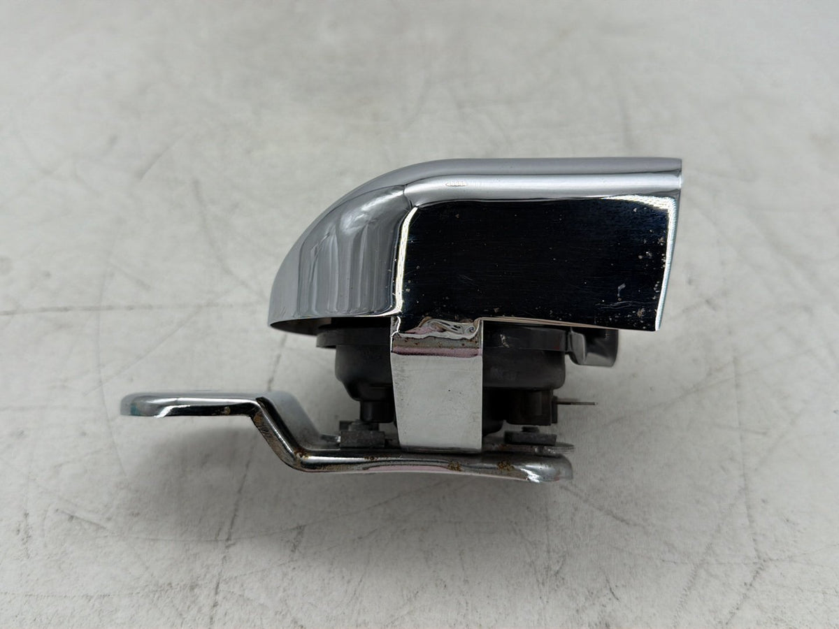 2009 Harley Dyna Street Bob FXDB OEM Horn Signal Klaxon Chrome Cover