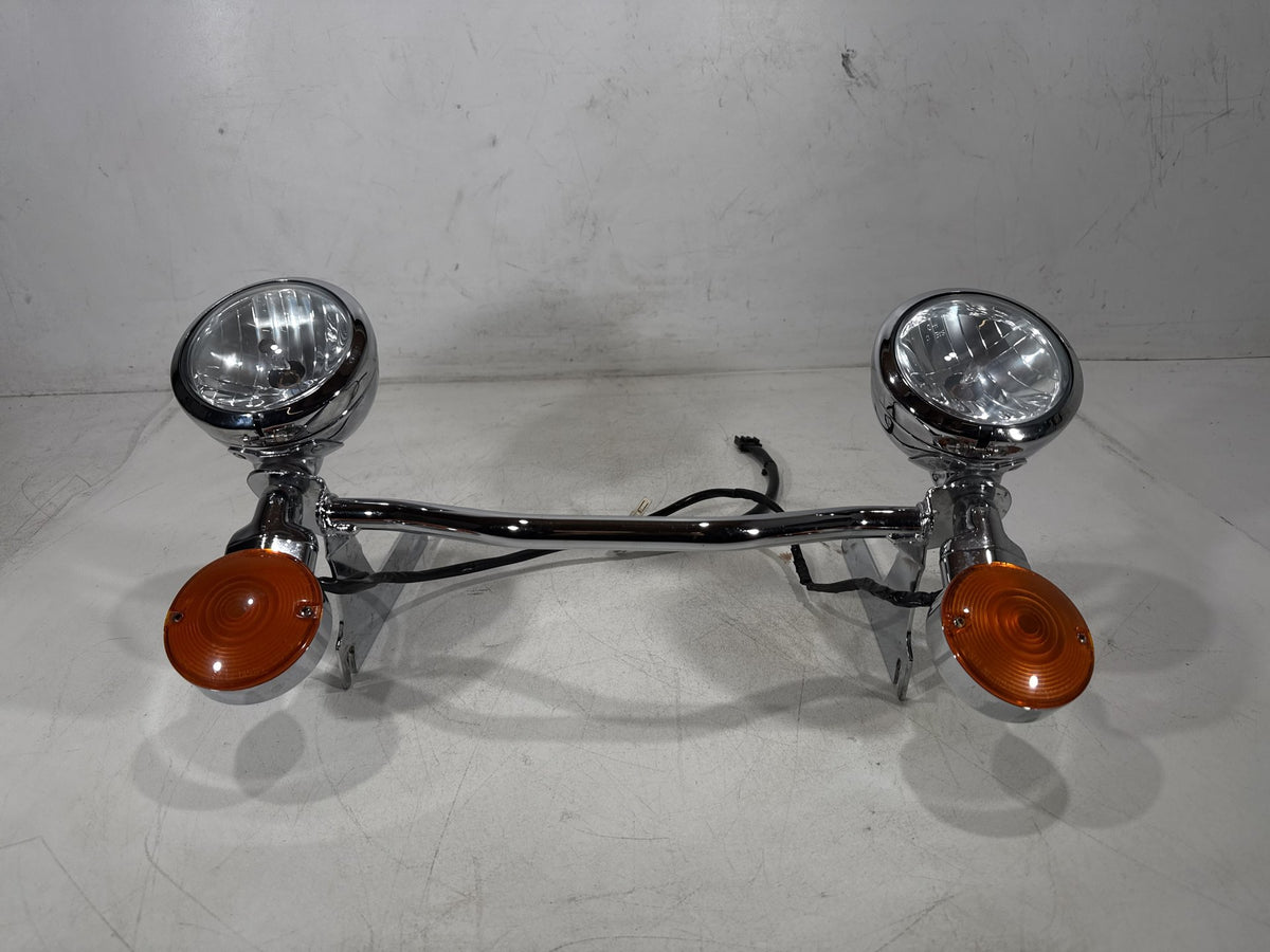 2002 Harley Electra Glide Touring OEM Front Turn Signal Indicators Aux Light Bar