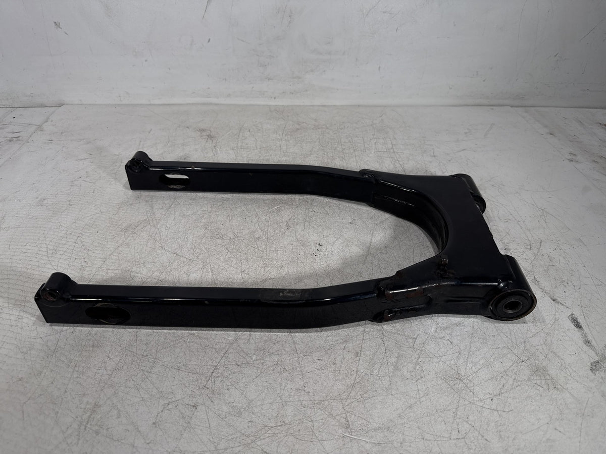 1995 Harley Electra Glide Touring FLHT OEM Rear Fork Swingarm Swing Arm
