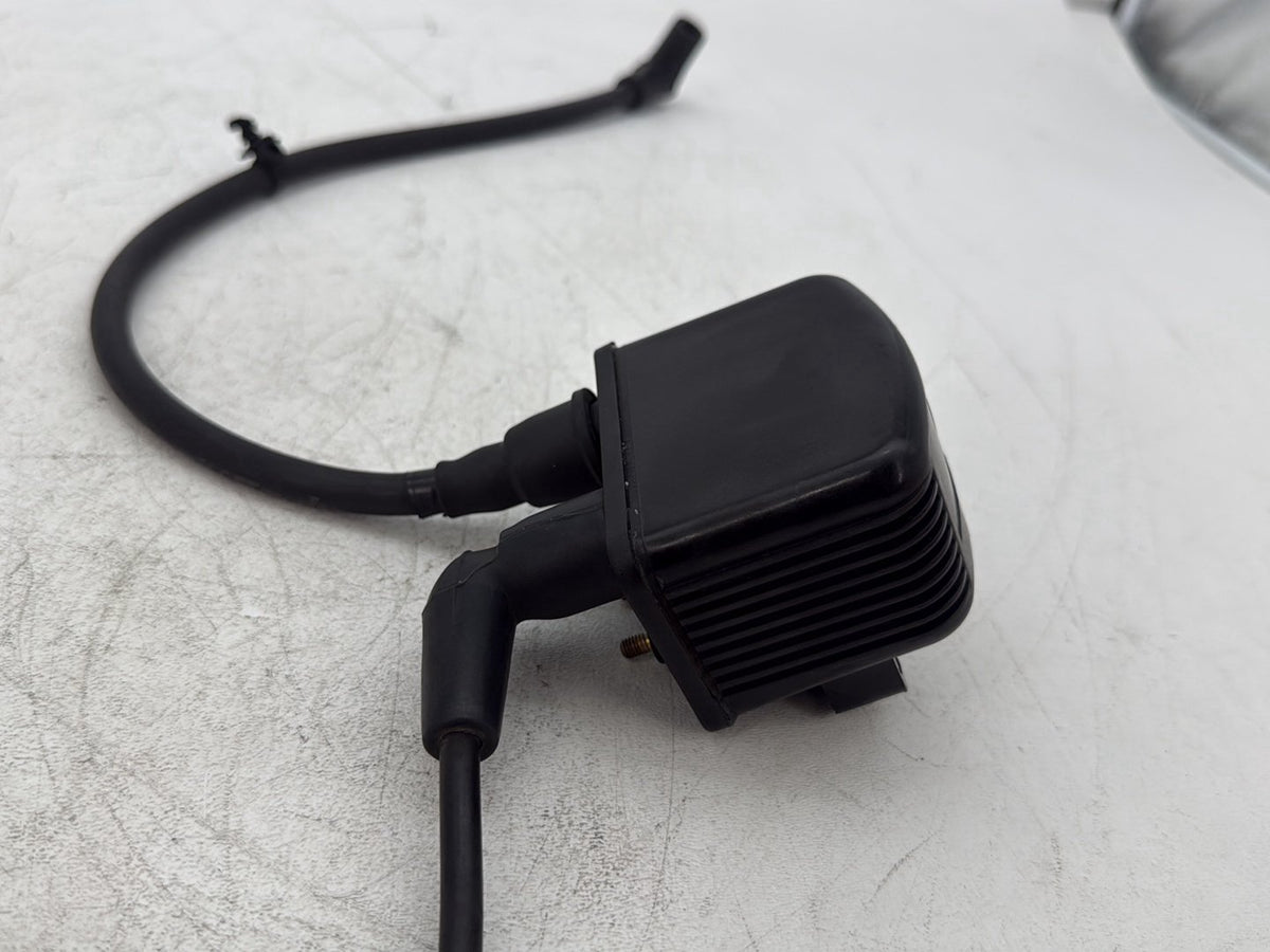 1997 Harley Softail Fat Boy FLSTF OEM Ignition Coil Spark Plugs Cable 31614-83A
