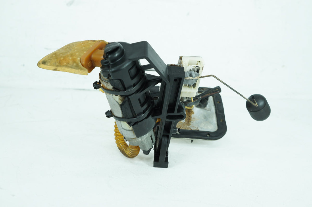 1999 - 2006 Harley-Davidson Softail Heritage Fuel Pump Gas Gasoline Petrol Sending 62897-01B