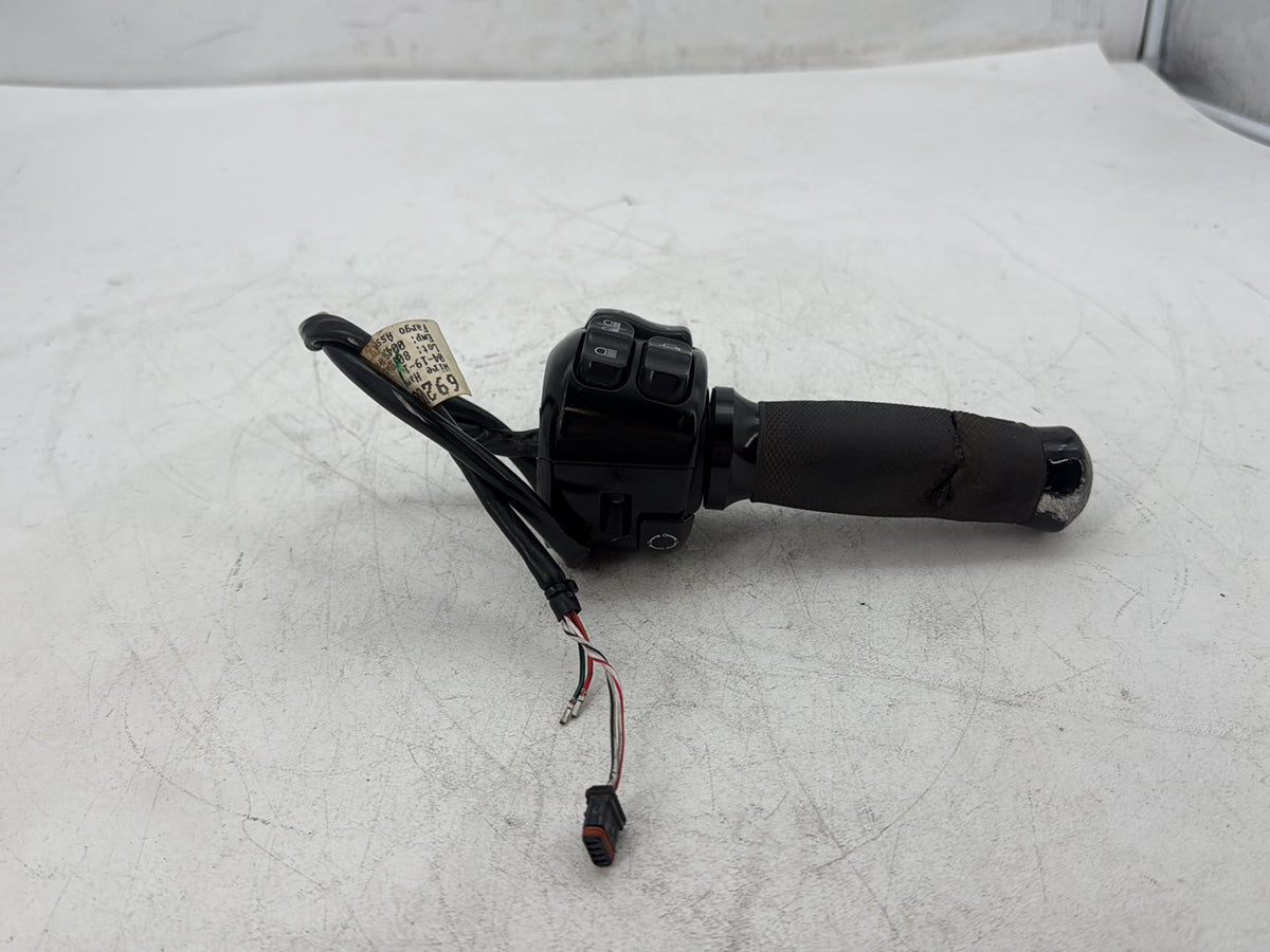 18 Harley Electra Glide Touring OEM Left Turn Signal Headlight Switches Controls