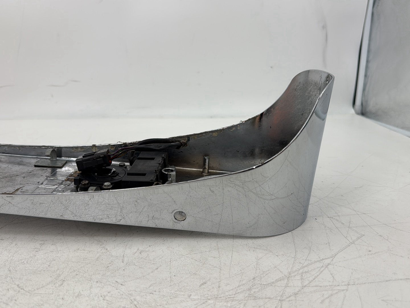 2006 Harley Touring FLHRI Road King OEM Fuel Gas Tank Dash Console NOKey