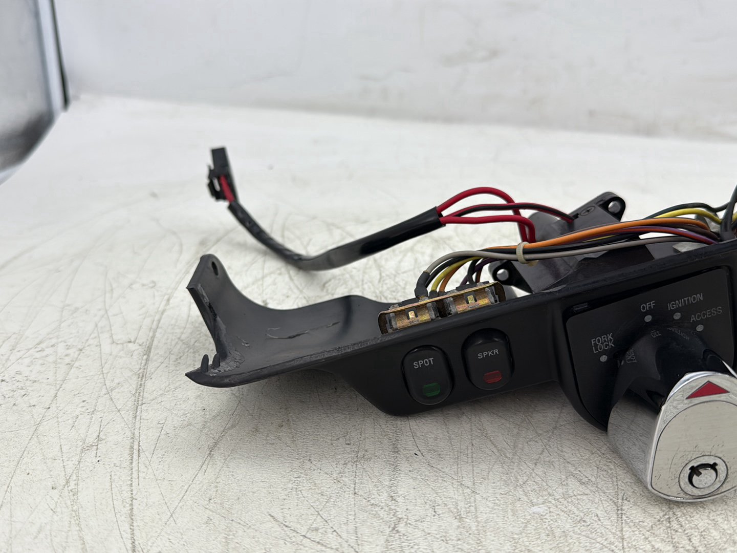 1998 Harley Touring FLHTCUI Electra Glide Ultra OEM Dash Ignition Cap Switch Lockset NO Key