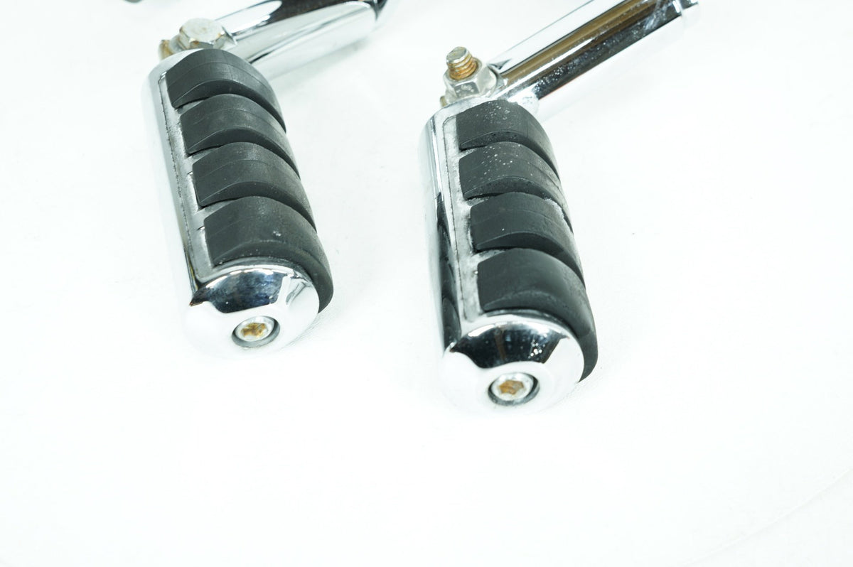 2004 Harley Dyna FXDLI Low Rider OEM Left & Right Driver Step Foot Rest Pegs