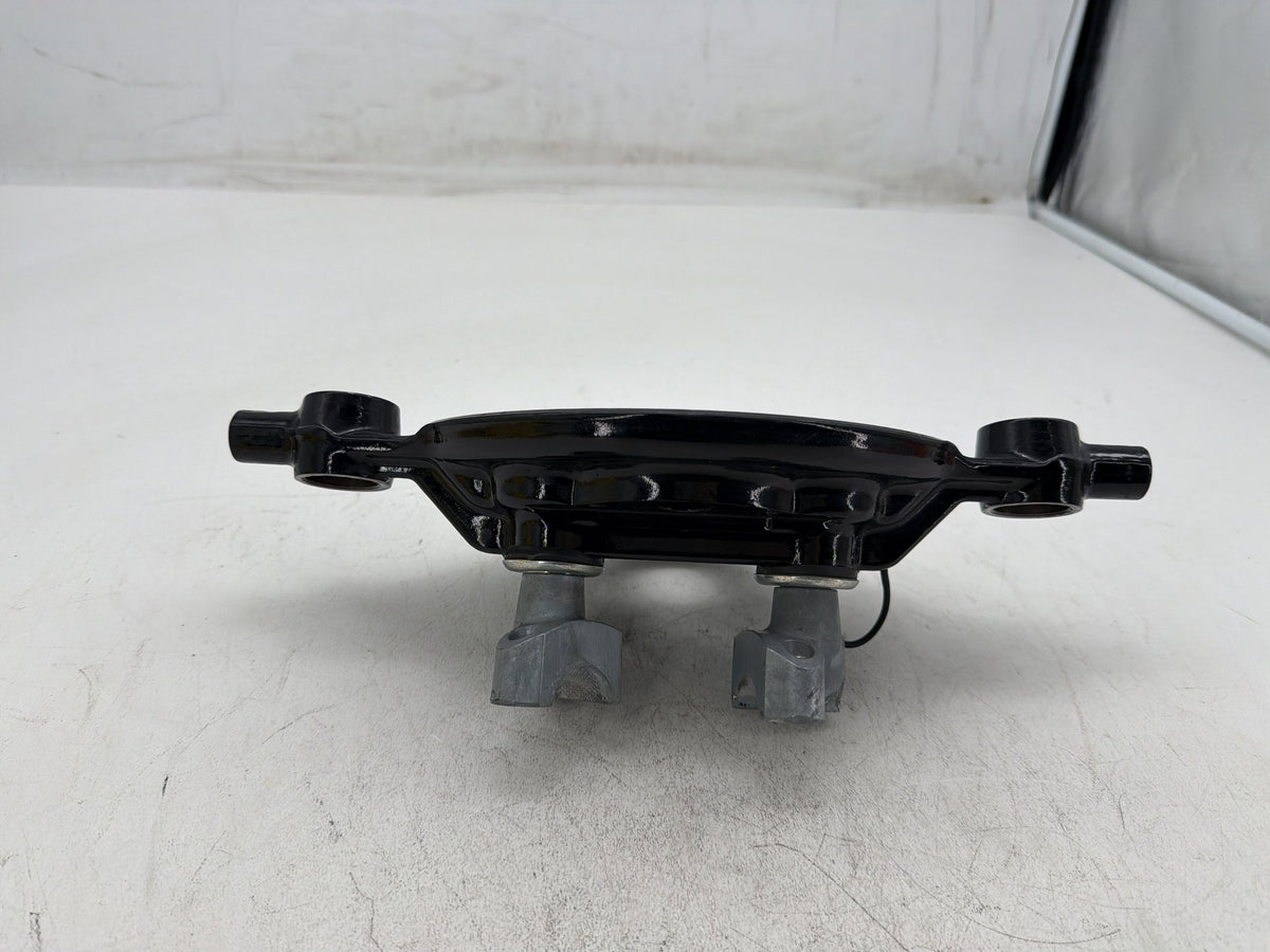 2007 Harley Electra Glide Touring CVO Eagle Front Fork Upper Triple Tree Clamps