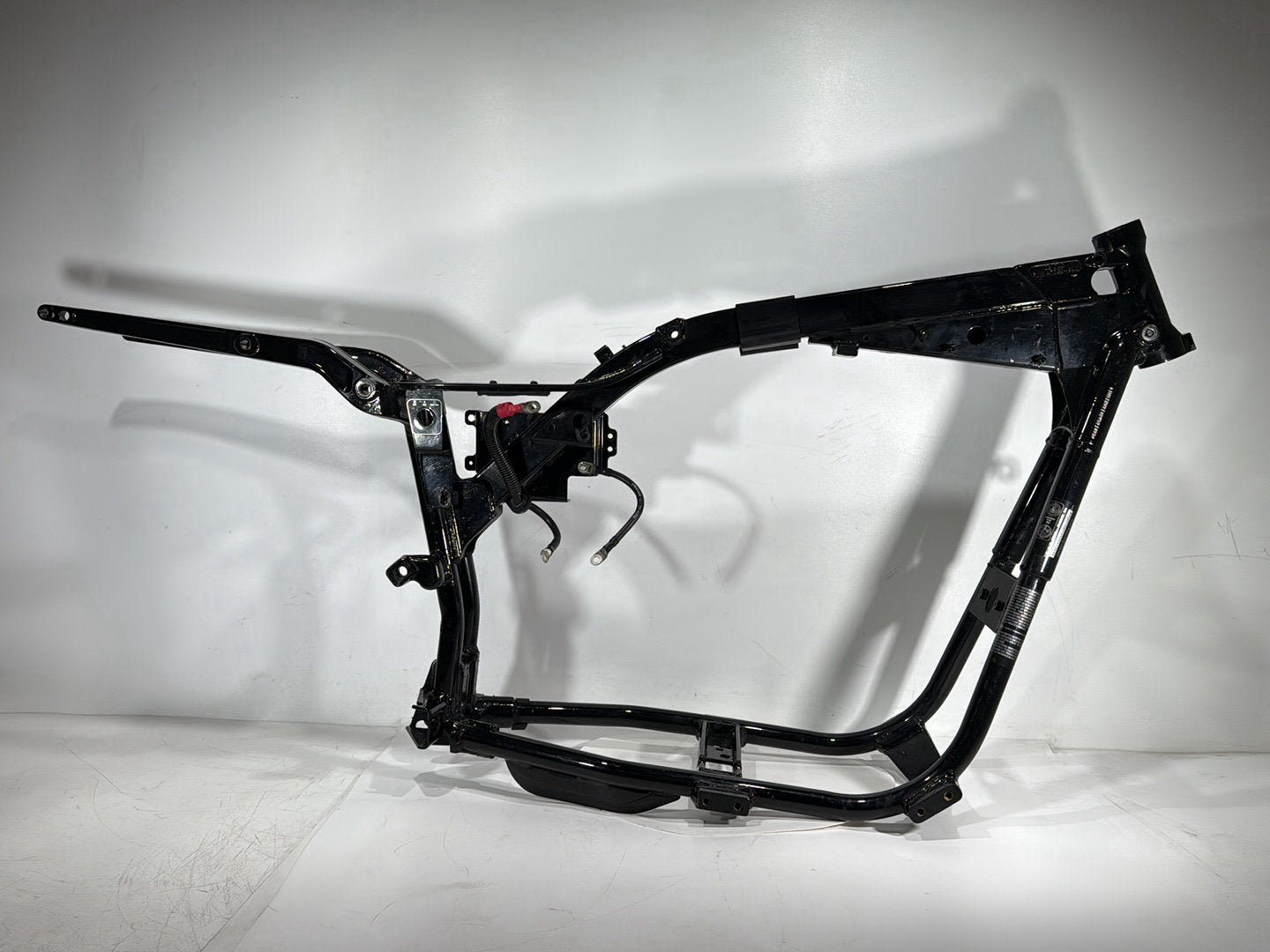 2002 Harley Dyna FXD Super Glide OEM Body Main Frame Chassis SLVG