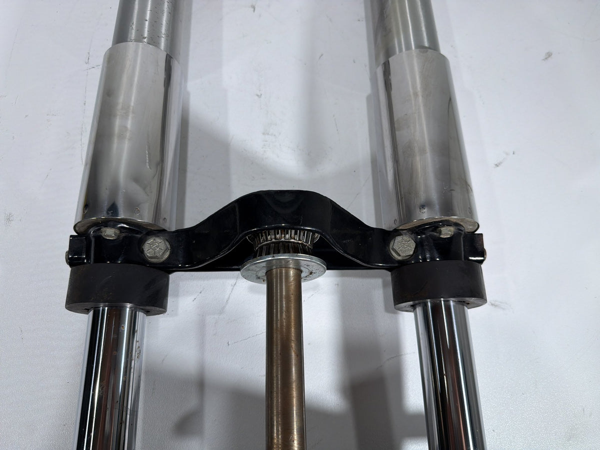 04 Harley Electra Touring Ultra Front Triple Tree Set & LH RH Fork Legs Sliders