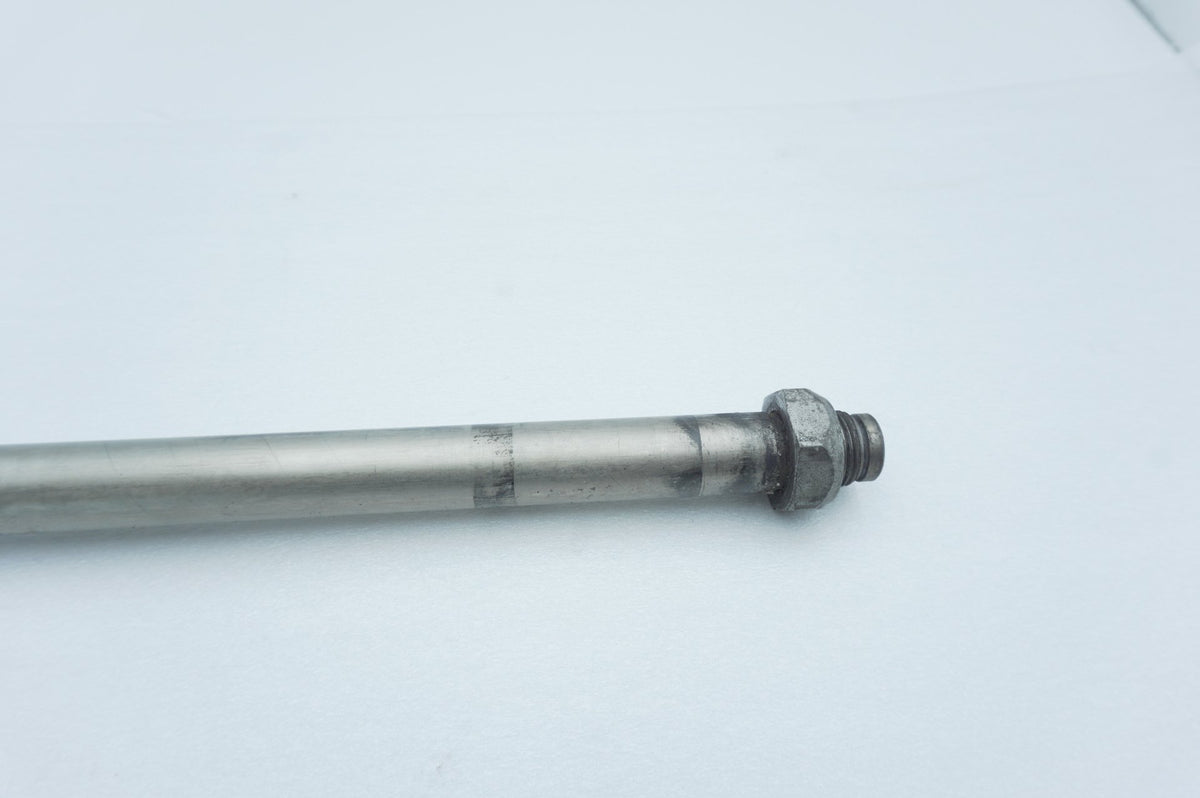 2008 - 2016 Harley-Davidson Dyna Wide Glide Rear Wheel Axle Bolt Shaft 41547-07A