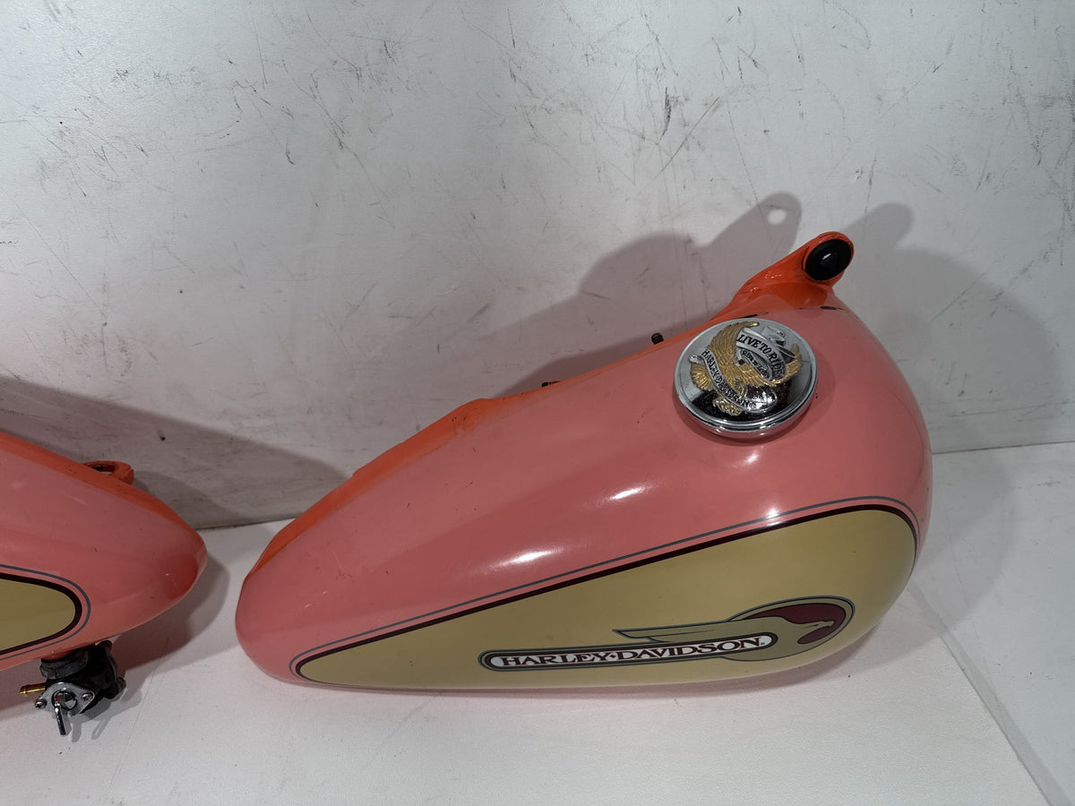 1995 Harley Heritage Softail Classic OEM Fuel Gas Tank Gasoline Reservoir