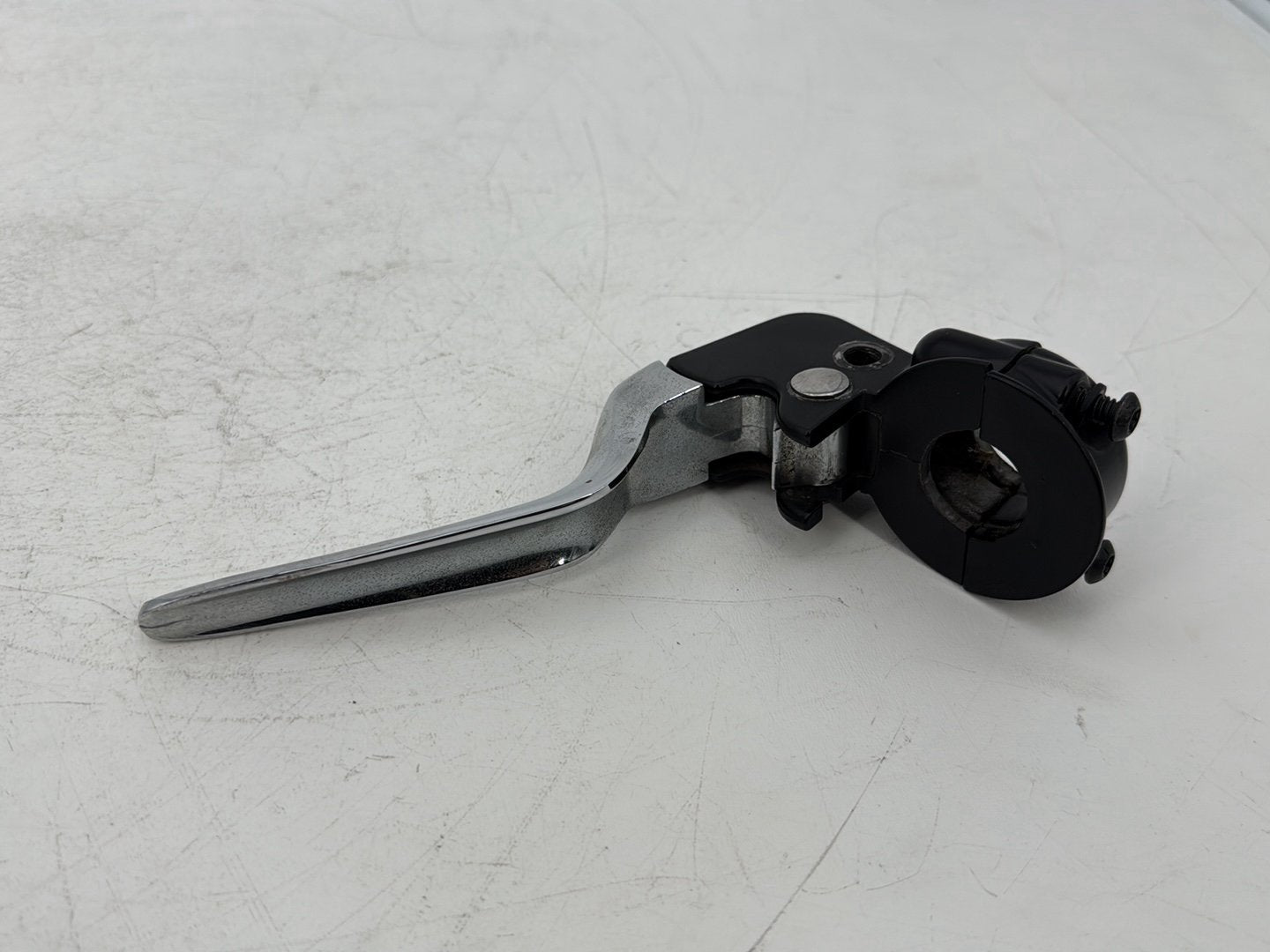 1999 - 2006 Harley-Davidson Dyna Super Glide Front Left Hand Clutch Control Lever 38608-96