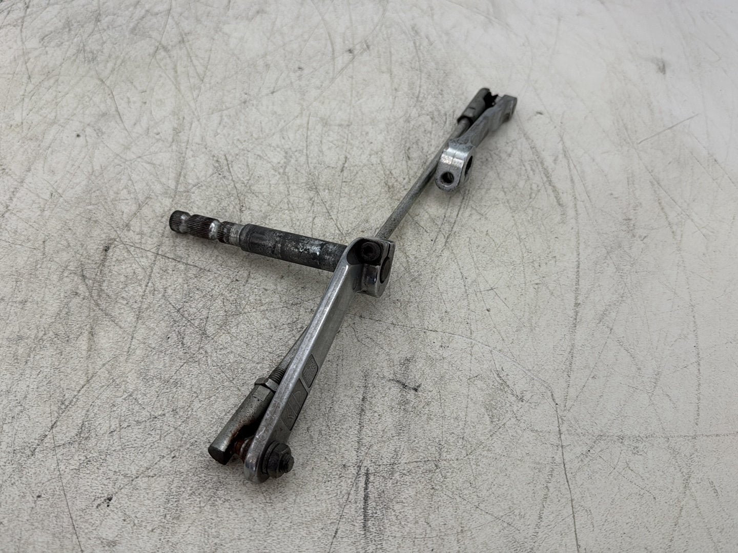2007 Harley Touring FLHTC Electra Glide Classic OEM Gear Shifter Lever w/ Rod linkage
