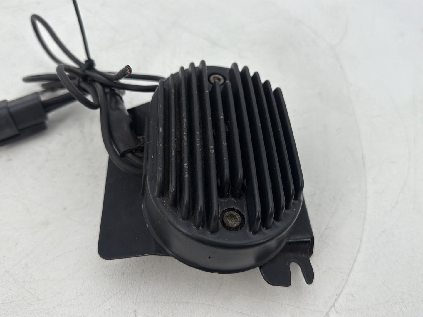 1999 - 2006 Harley-Davidson Softail Heritage Voltage Regulator Rectifier  74540-01