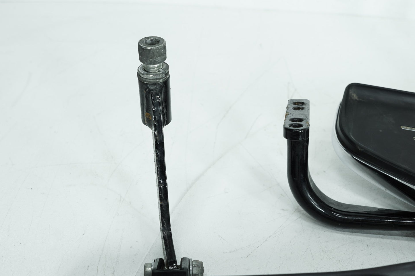 1999 - 2006 Harley-Davidson Touring Street Glide Left Right Driver Floorboard Foot Rest Aftermarket
