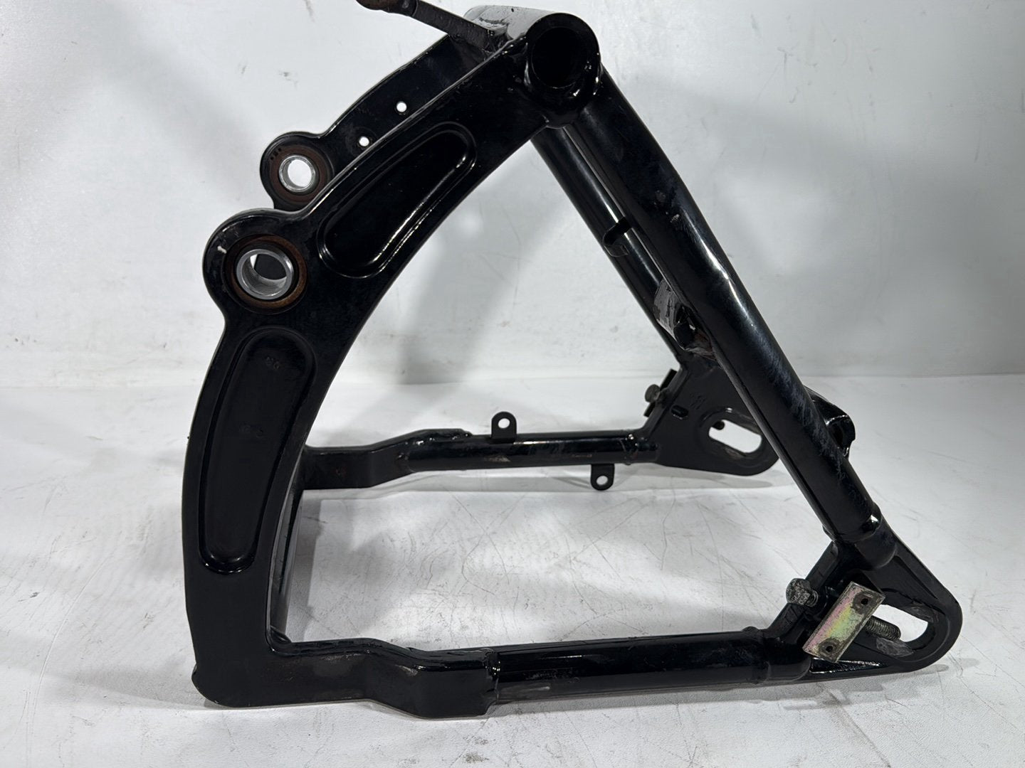 1998 Harley Softail Custom FXSTC OEM Rear Fork Swingarm Swing Arm