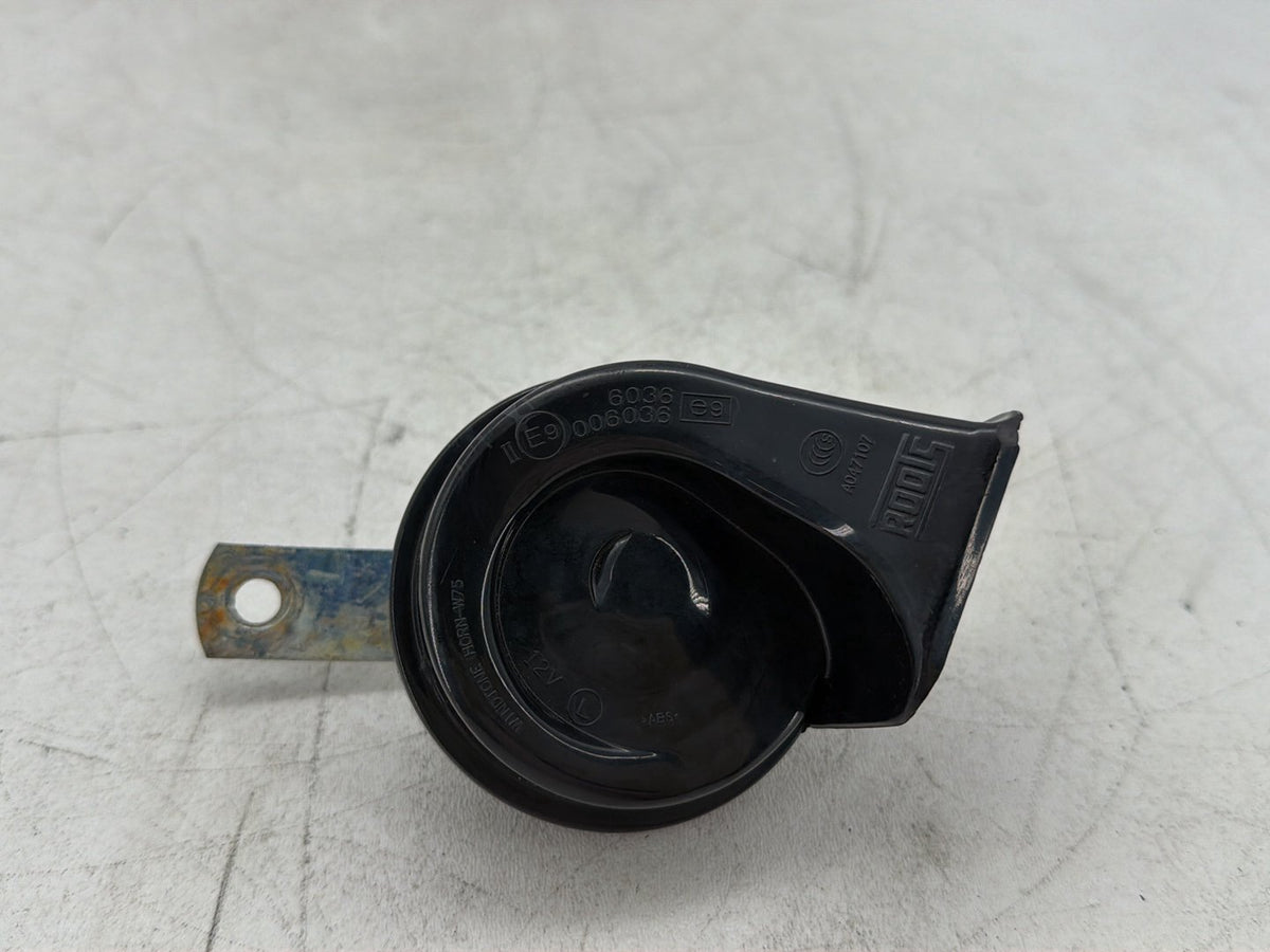 2006 Harley Electra Glide Touring Ultra FLHTCUI OEM Signal Horn Klaxon Beep