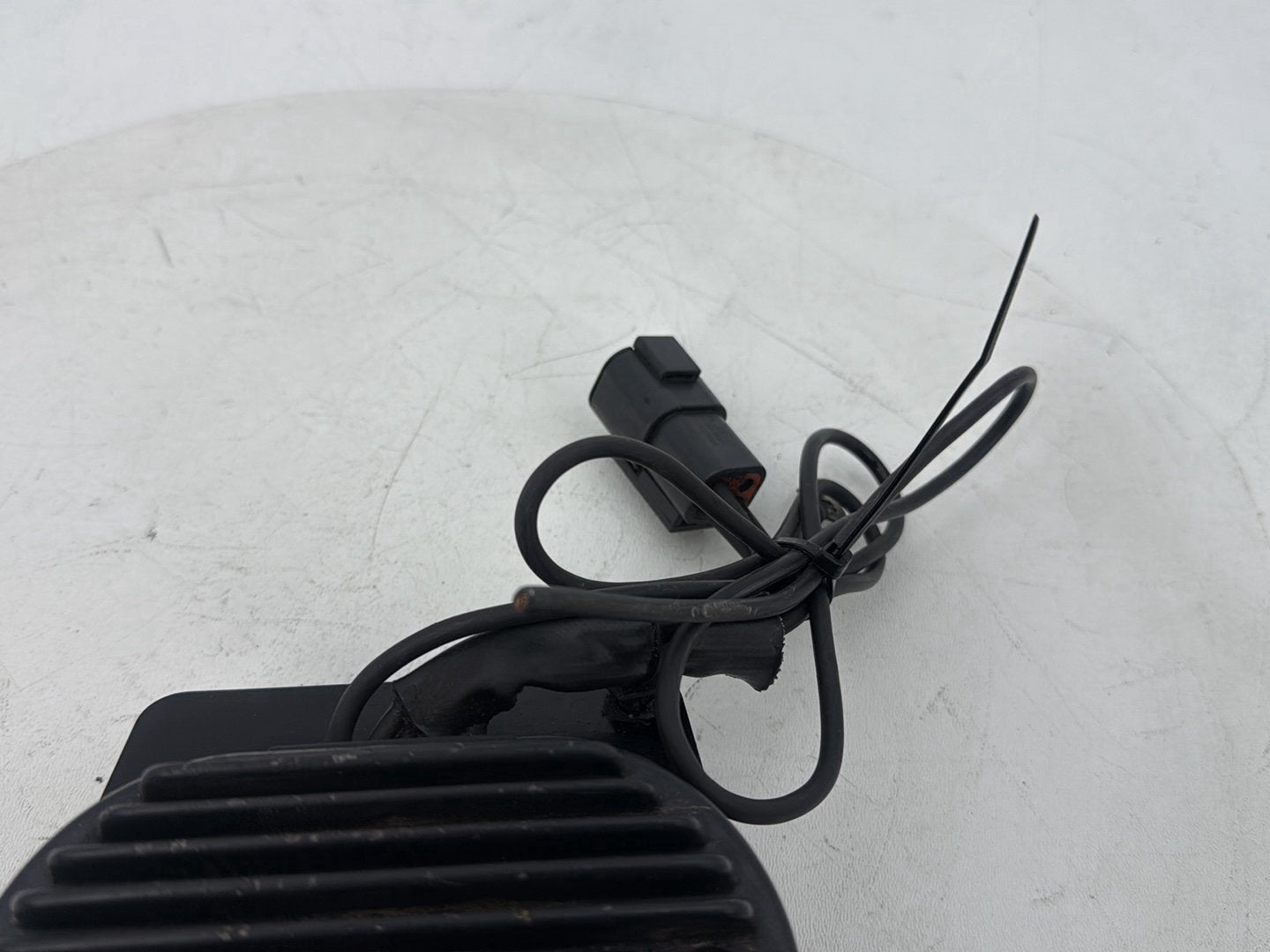 1999 - 2006 Harley-Davidson Softail Heritage Voltage Regulator Rectifier  74540-01