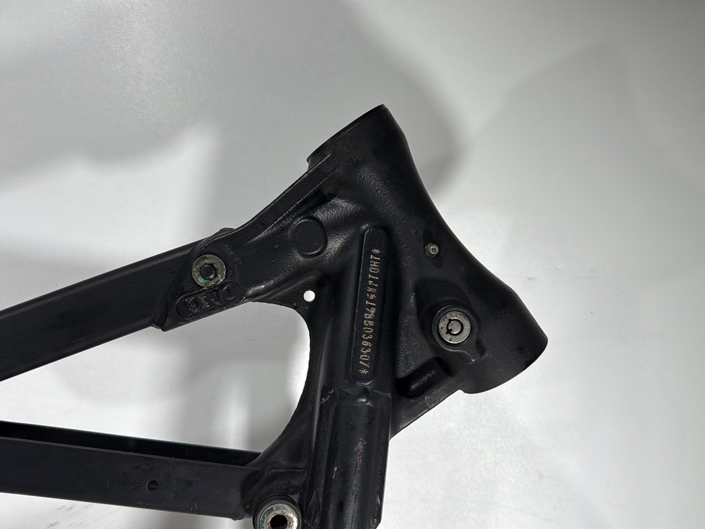 2011 Harley Softail FLSTFB Fat Boy OEM Body Main Frame Chassis SLVG
