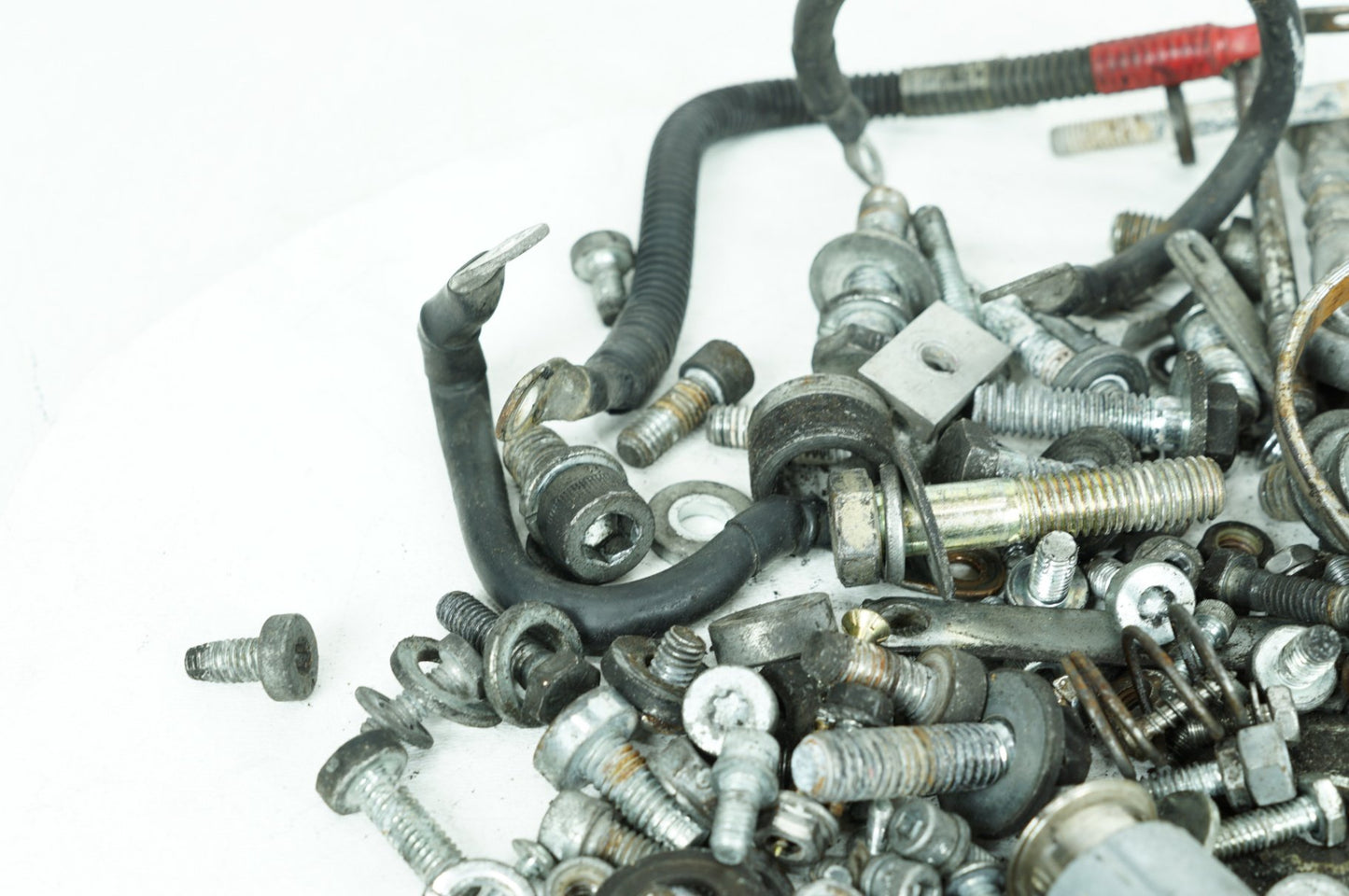 1984 - 1998 Harley-Davidson Touring Electra Glide Ultra Hardware Bolts Nuts & Brackets w/ Battery Cables