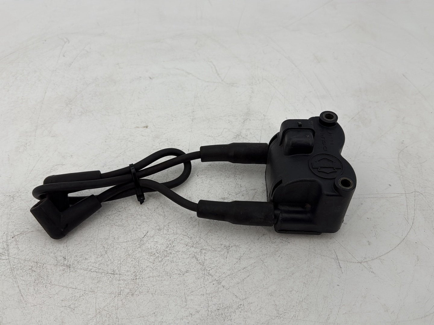 1999 - 2006 Harley-Davidson Dyna Super Glide Ignition Coil Spark Plugs Cable 31743-01