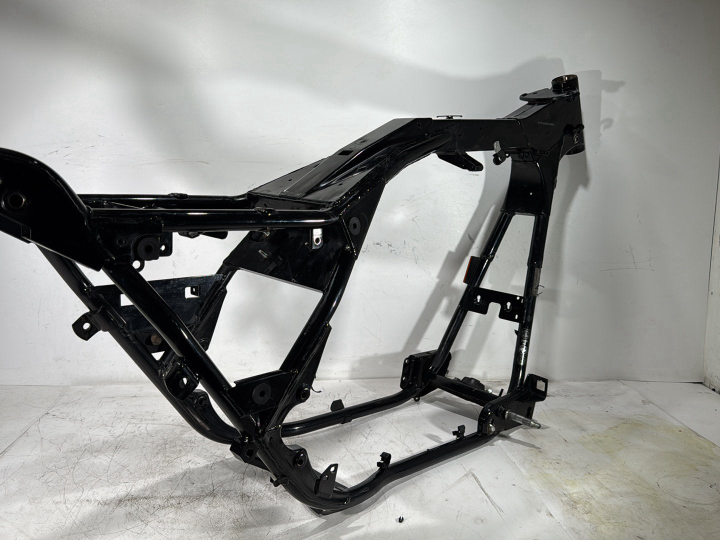 1998 Harley Road King Touring FLHRCI Classic OEM Body Main Frame Chassis CLN CLR