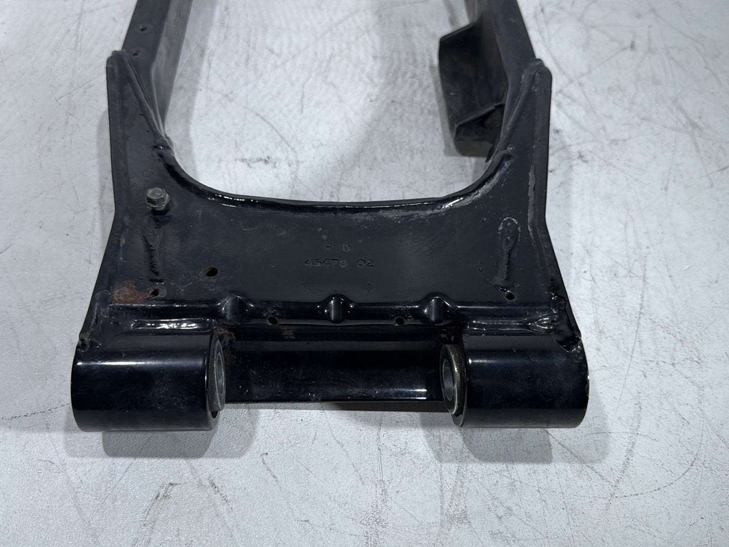 2006 Harley Touring FLHTCI Electra Glide Classic OEM Rear Fork Swingarm Swing Arm