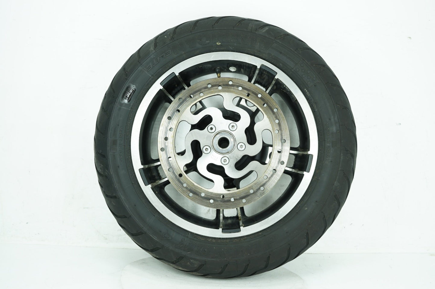 2016 - 2025 Harley-Davidson Touring Street Glide Rear Wheel Rim Tire 40900033