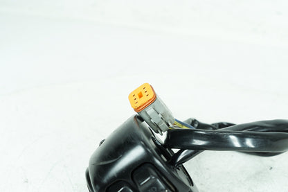 1999 - 2006 Harley-Davidson Dyna Super Glide Left Turn Signal Headlight Switches Controls 71598-00
