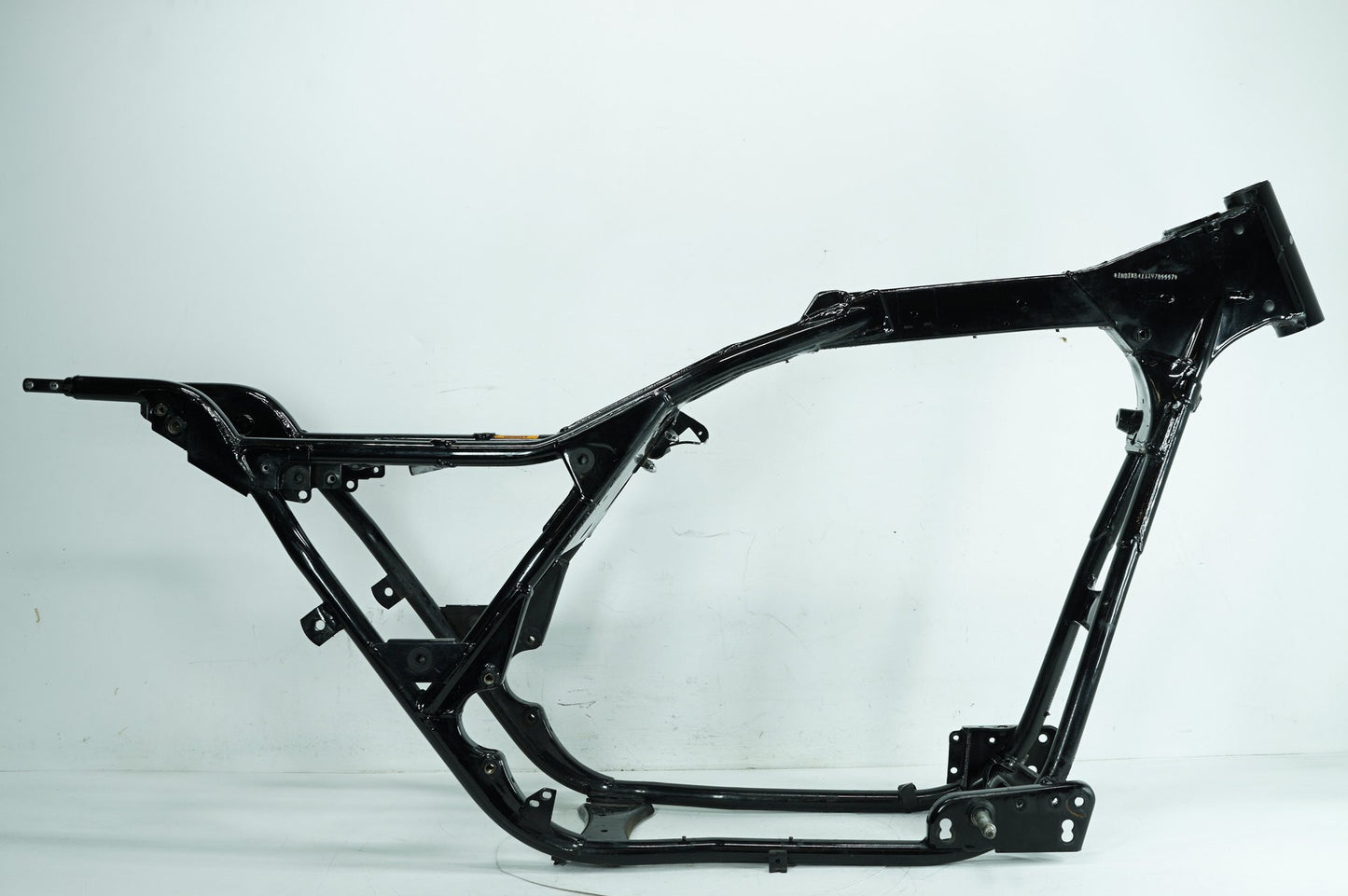 2007 - 2011 Harley-Davidson Touring Street Glide Body Main Frame Chassis SLVG 47900-08BHP