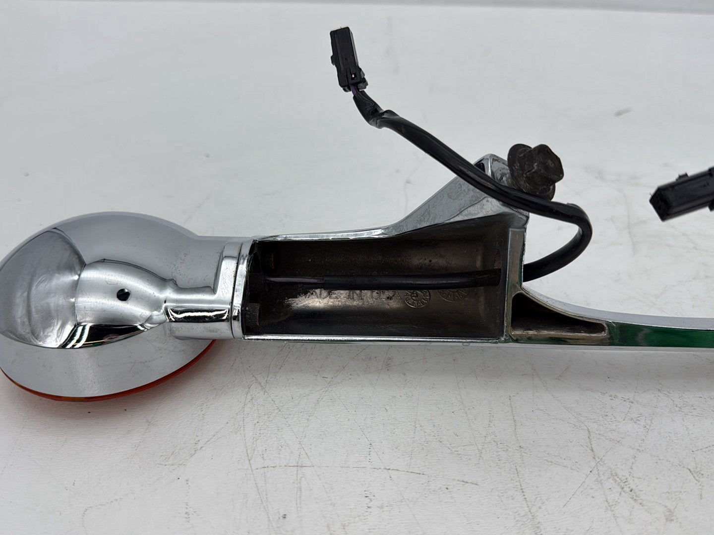 2008 Harley Touring FLHTCU Electra Glide Ultra OEM Rear Left & Right Turn Signals