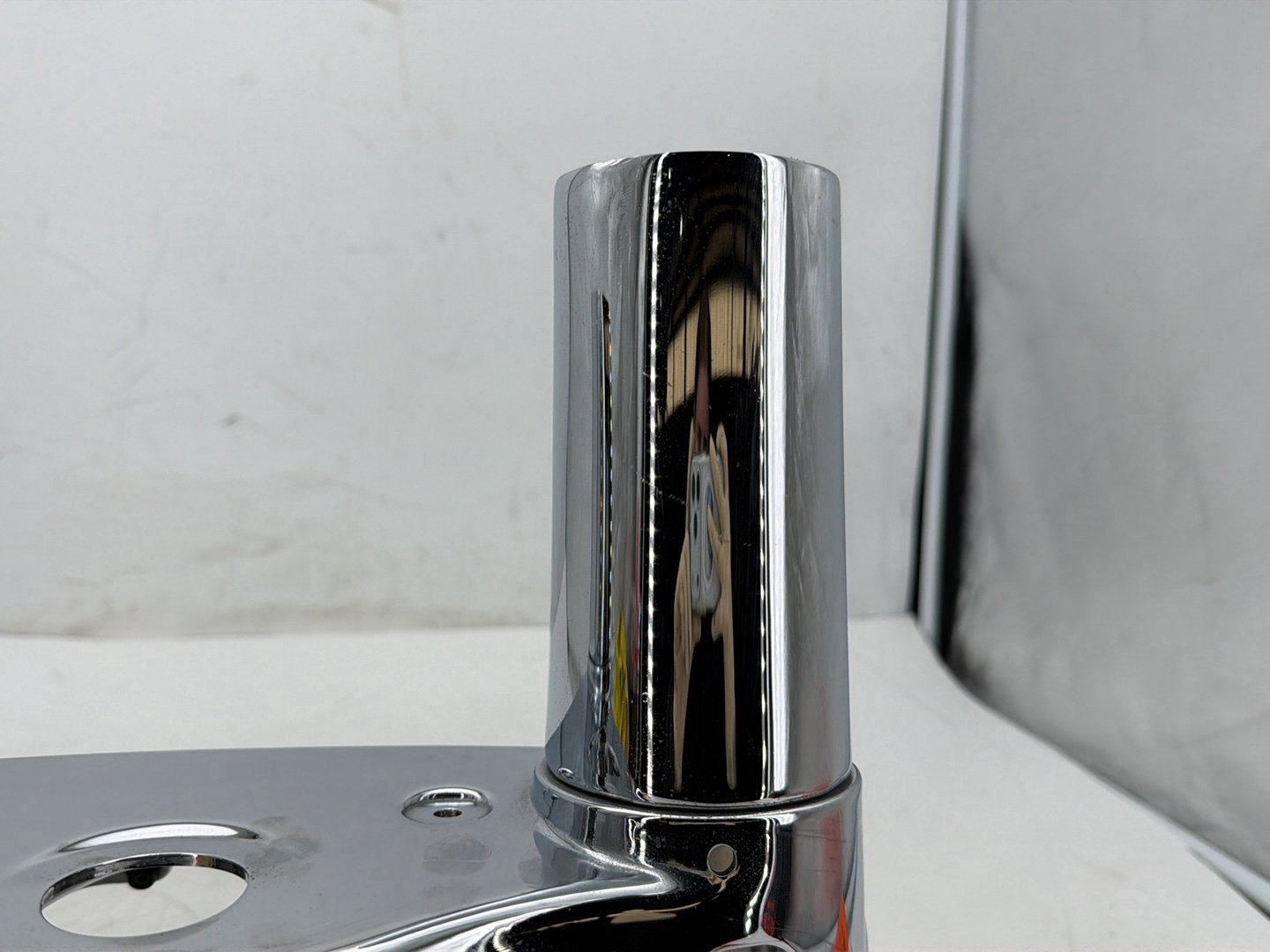 2014 Harley Dyna Switchback FLD OEM Front Lower Nacelle Headlight Cover Panel