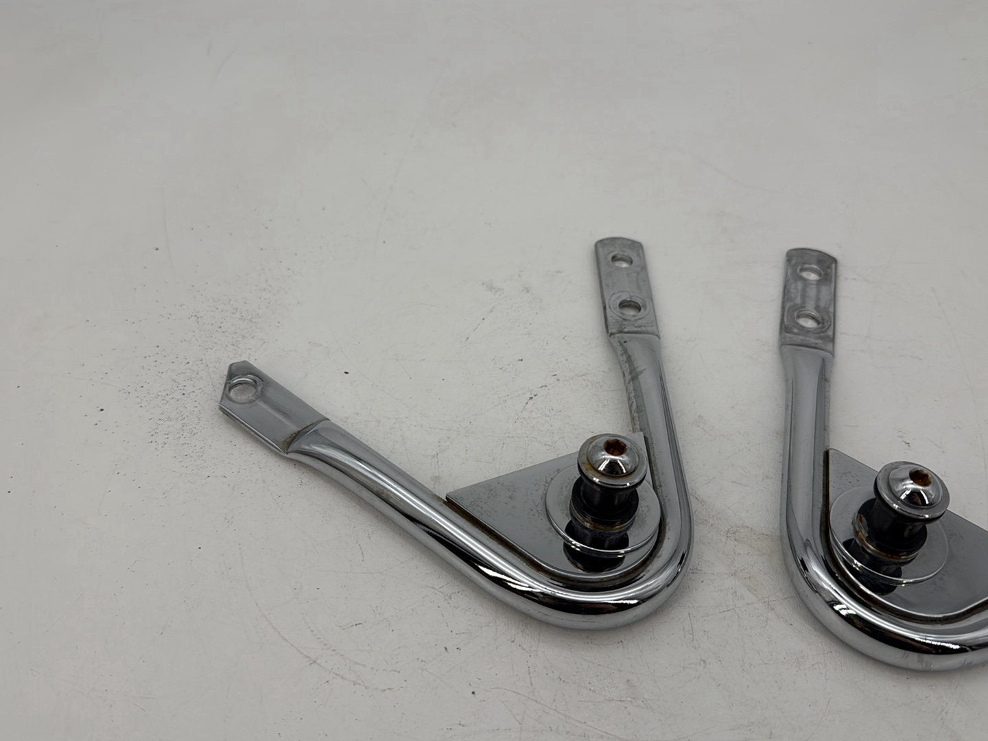 1999 - 2006 Harley-Davidson Touring Road King Custom Detachable Tour Pak Luggage Box Bracket 53706-95